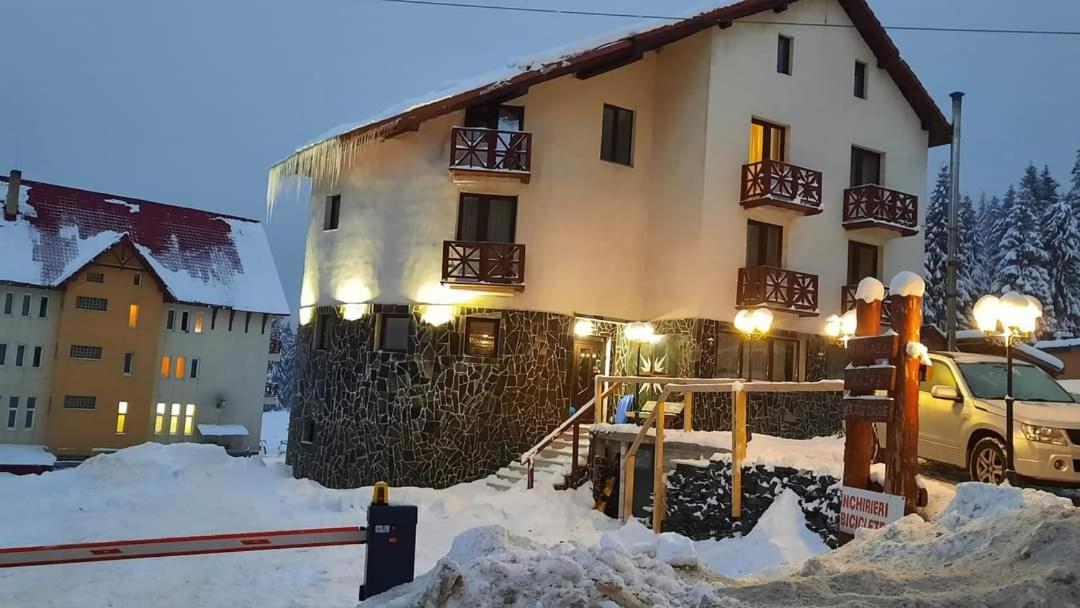 Pensiunea Piatra Graitoare Vârtop Buitenkant foto